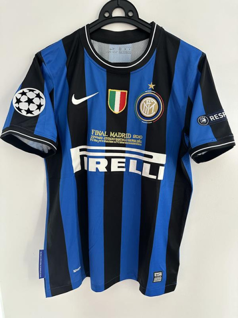 Koszulka Piłkarska Inter Mediolan 2009/2010 Home Retro, #22 Milito